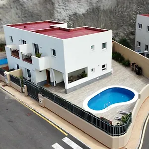 https://villa-san-borondn-piscina-privada.in-canary-islands.com